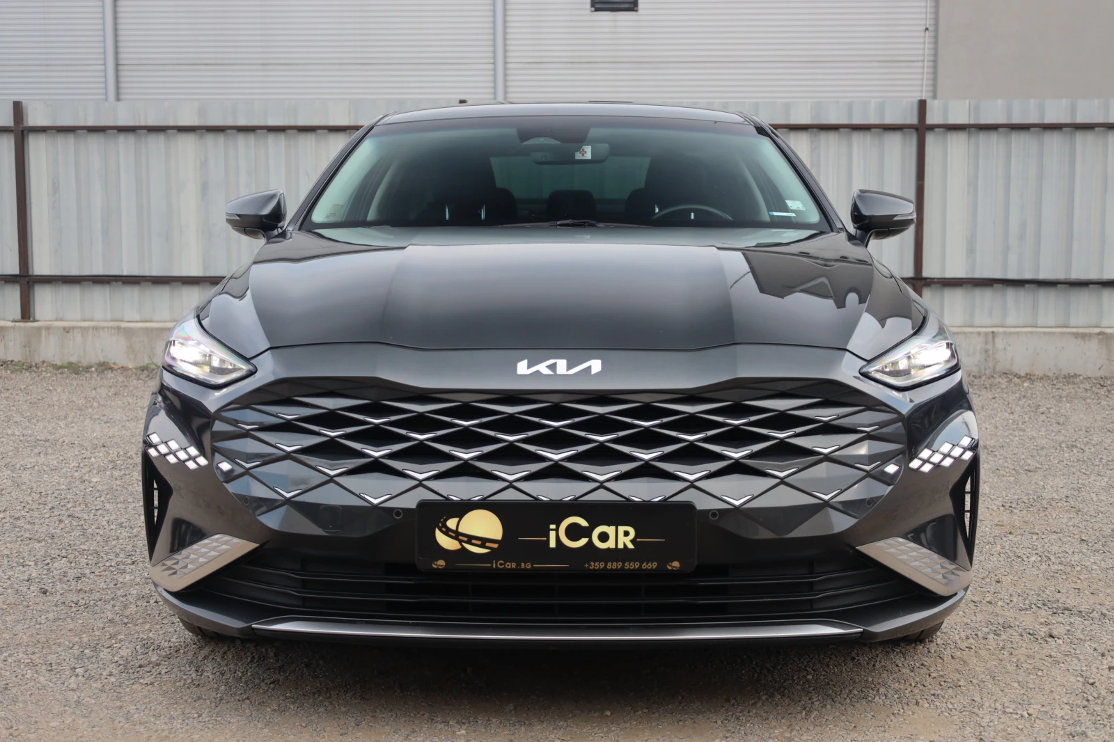 Kia K8 3.5 V6 LPG НАЛИЧНА MASSAGE KeyGO KAM Обдух Lane, снимка 2 - Автомобили и джипове - 55797689