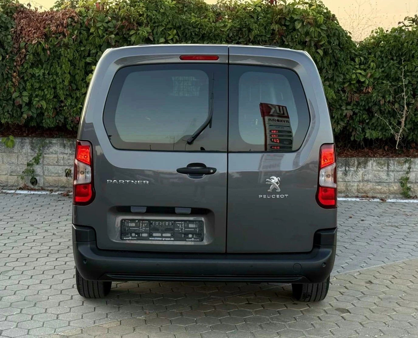Peugeot Partner MAXI-1.5HDI-130к.с./8мм-верига, снимка 6 - Автомобили и джипове - 55852795