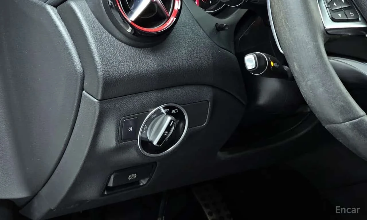 Mercedes-Benz CLA 45 AMG AMG 4MATIC * ������ ���� �� �������� | Mobile.bg � ����������� 14