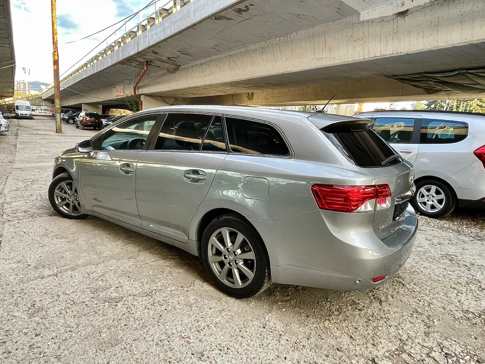 Toyota Avensis ��������/��. ���. � �����/JBL | Mobile.bg � ����������� 5