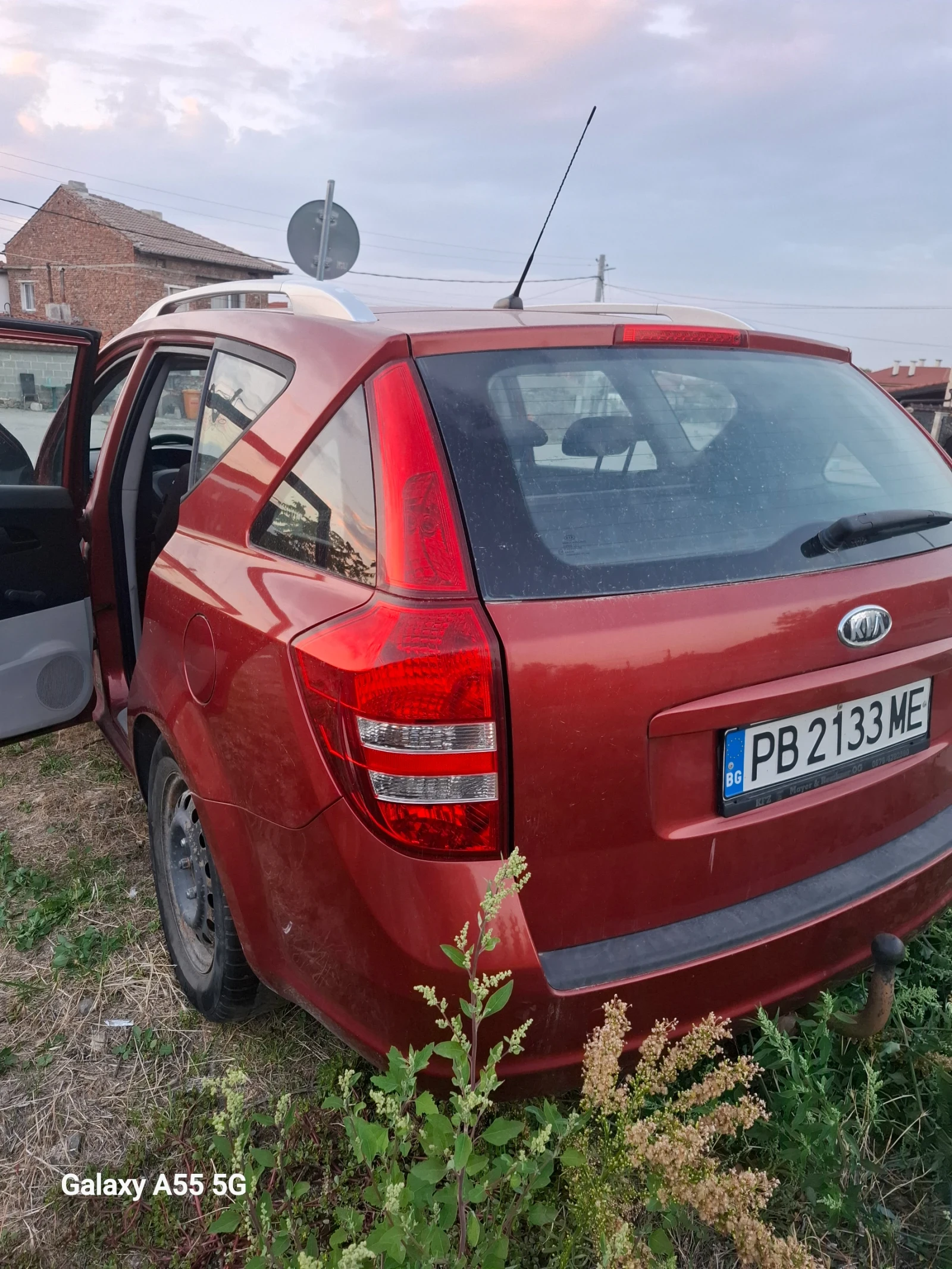 Kia Ceed, снимка 3 - Автомобили и джипове - 56615107