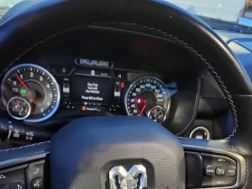 Dodge RAM 1500 PANO / Два ключа / Sport * CARFAX *  - 34000 € / 66498.22 лв. - 60030703 8