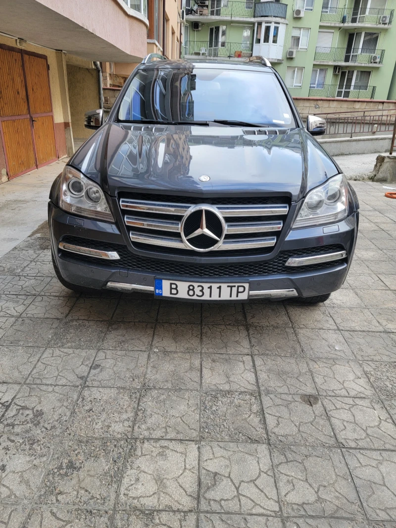 Mercedes-Benz GL 550 AMG 4 matic, снимка 1 - Автомобили и джипове - 47518727