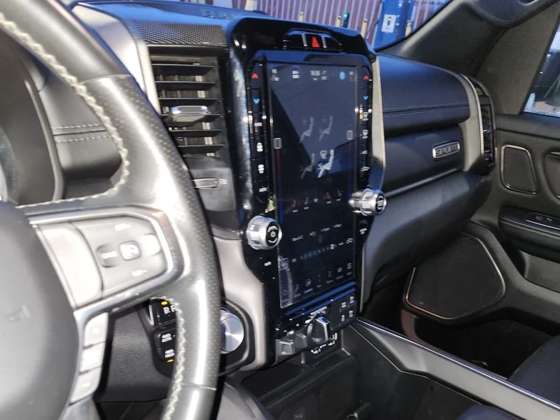 Dodge RAM 1500 PANO / Два ключа / Sport * CARFAX * , снимка 9 - Автомобили и джипове - 53234032