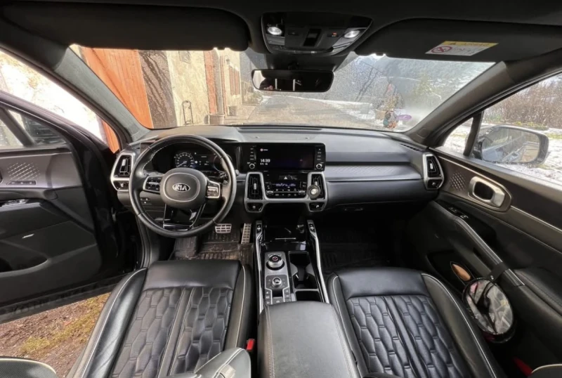 Kia Sorento Hybrid, снимка 4 - Автомобили и джипове - 53429964