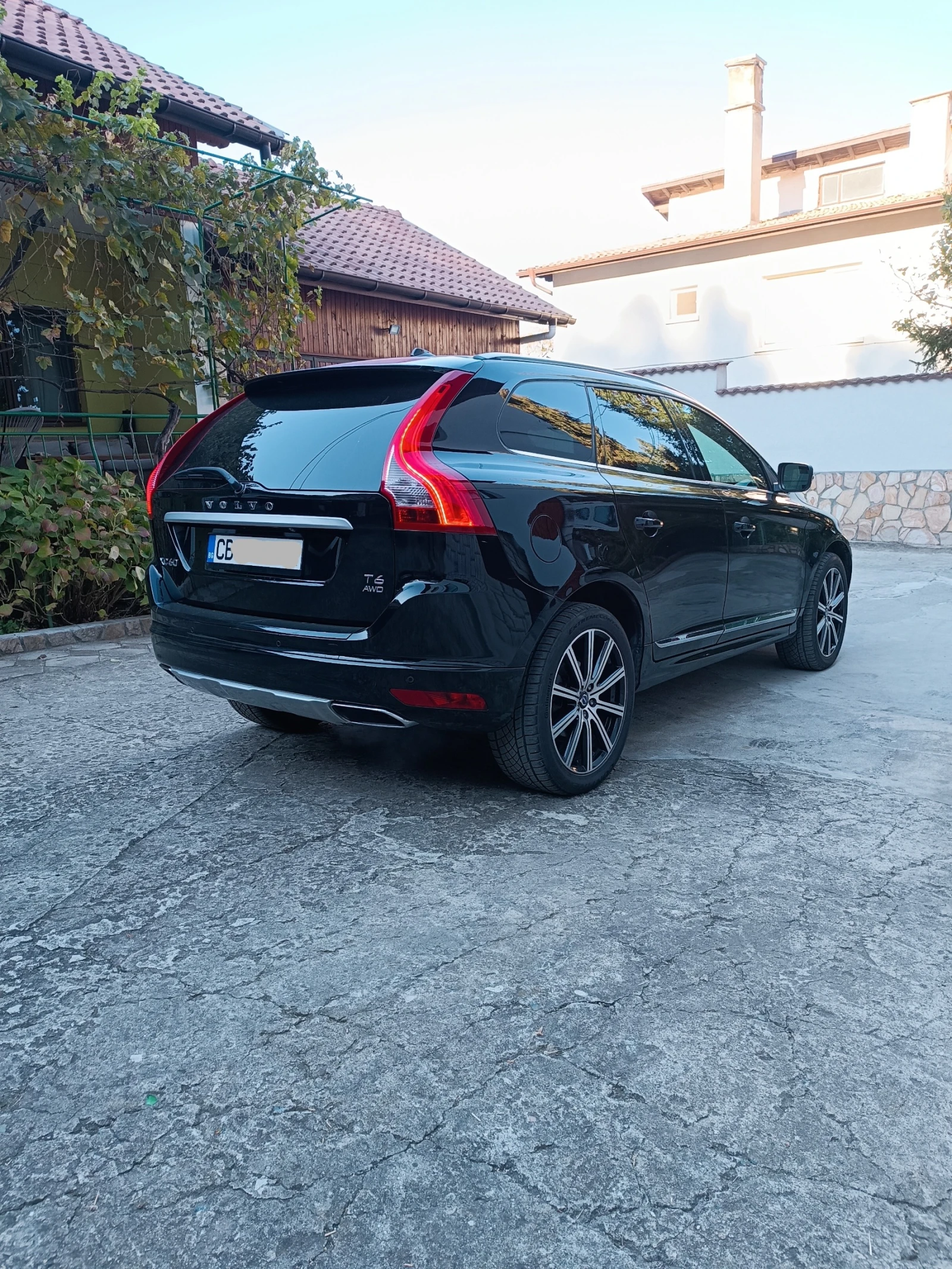 Volvo XC60 T6 Platinum LPG - изображение 6