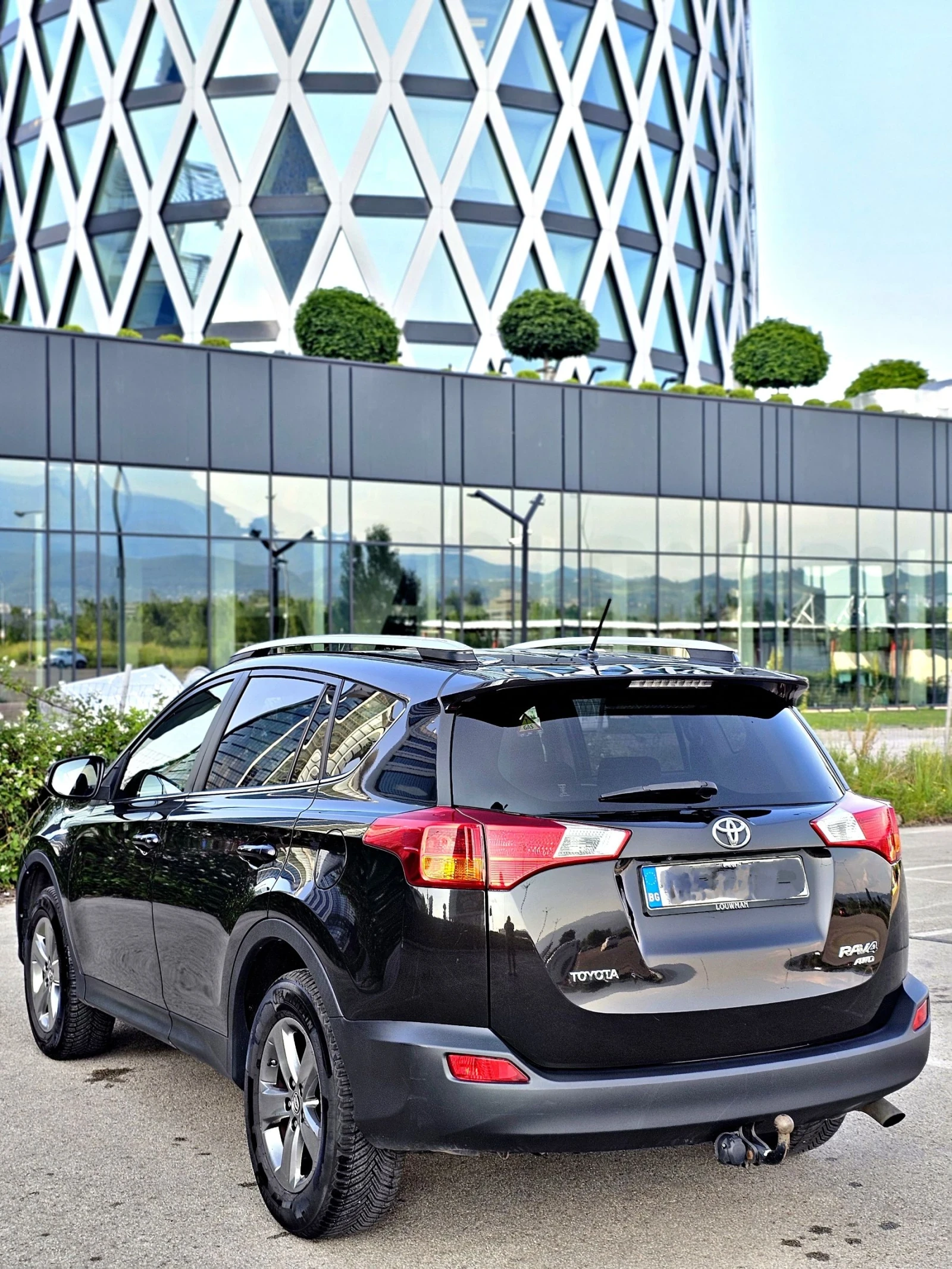 Toyota Rav4 2.0i 4x4 Автомат #Нов Газов инжекцион #Навигация  - изображение 4