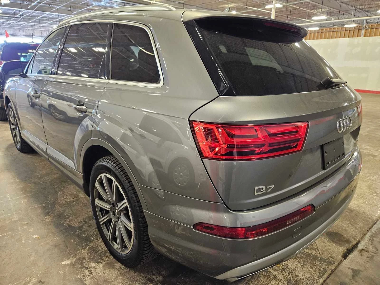 Audi Q7  - изображение 4