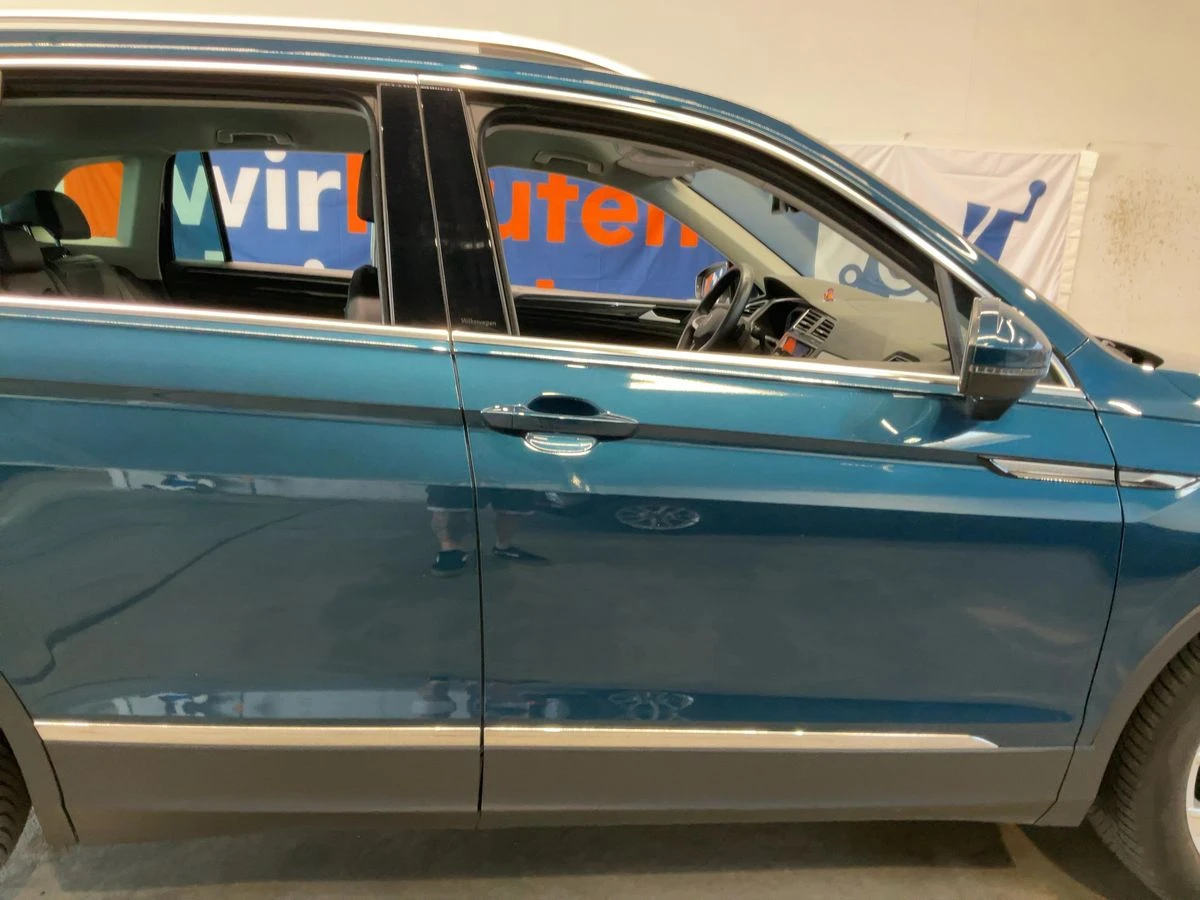 VW Tiguan 2.0* TDI* Digital* Elegance - изображение 7
