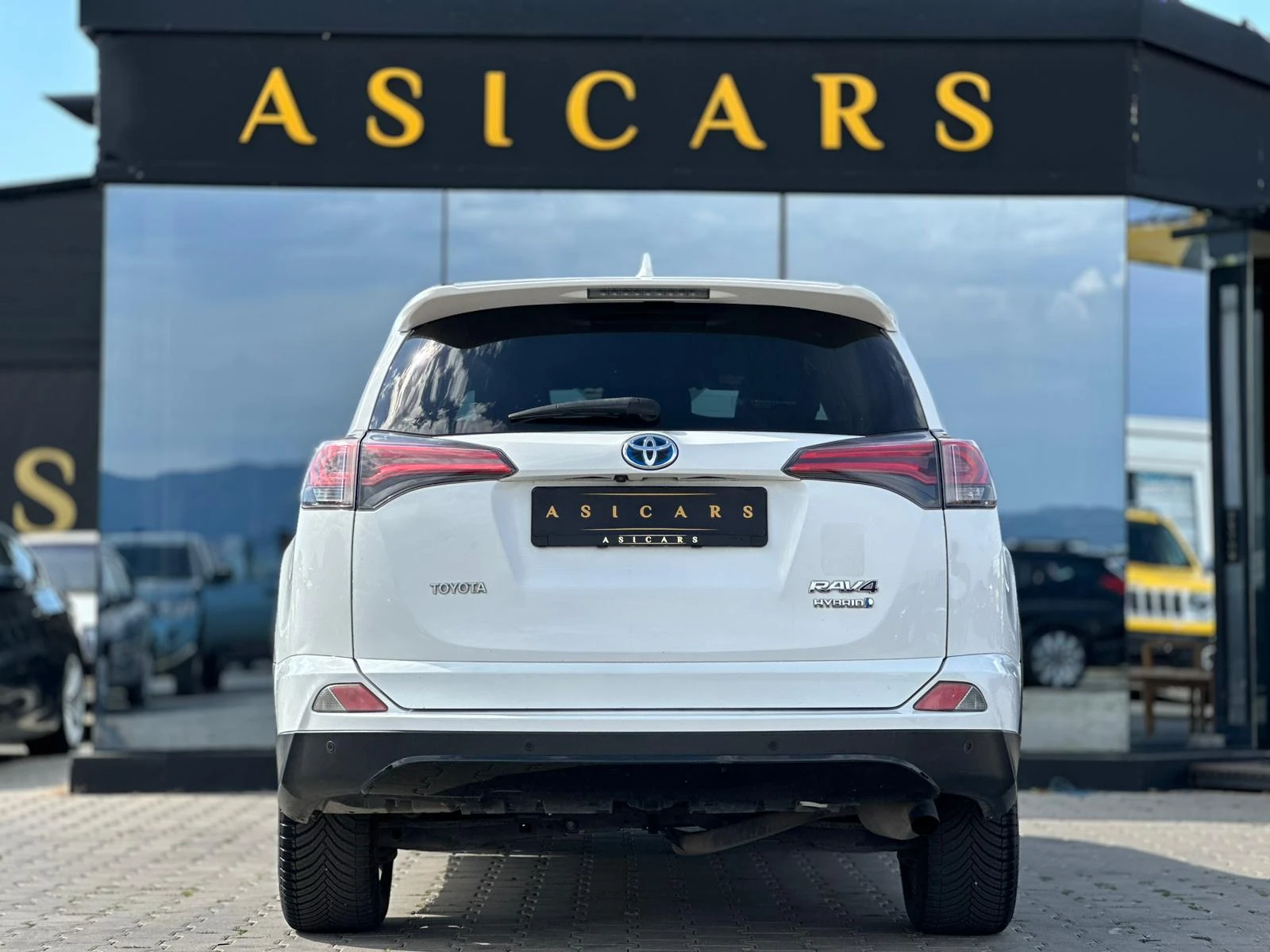 Toyota Rav4 / 2.5 HYBRID / DYNAMIC / EURO 6 / TOP / - изображение 4