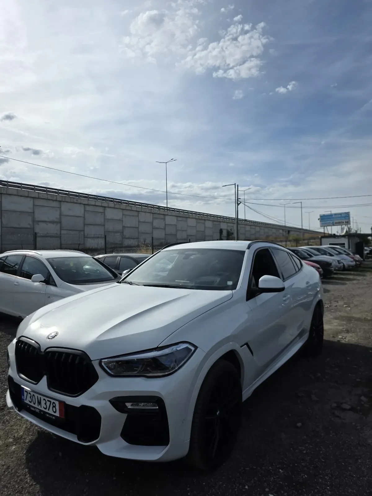 BMW X6 Xdrive/40 хибрид М пакет - изображение 4