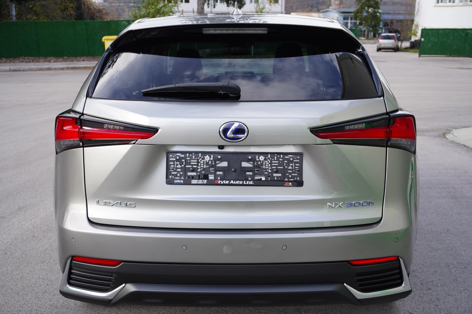 Lexus NX 300h 2.5HYBRID, 360 CAMERA, TRI BEAM, HUD, , P | Mobile.bg   4