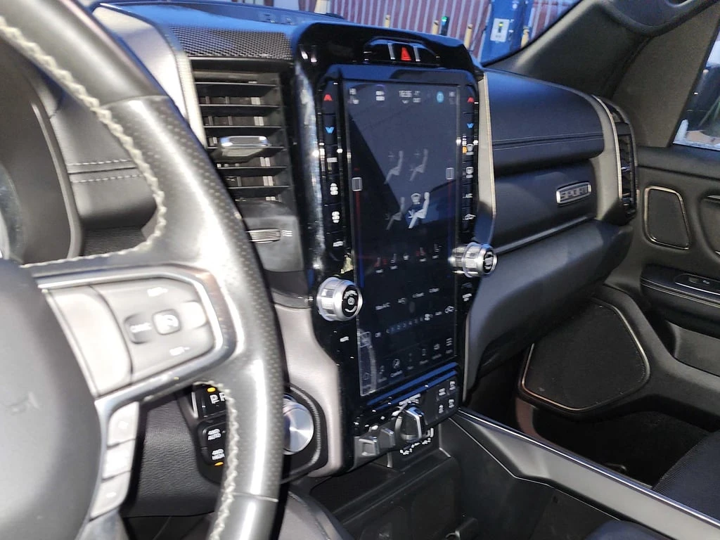 Dodge RAM 1500 PANO / Два ключа / Sport * CARFAX *  - изображение 9