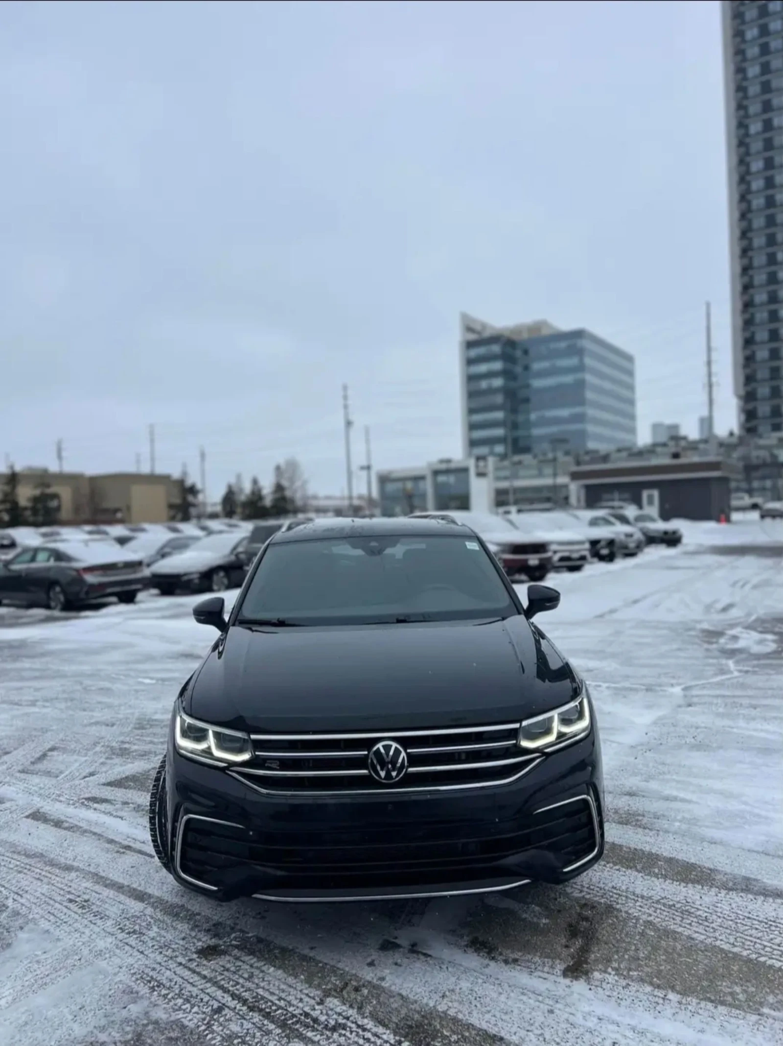 VW Tiguan 2024/51200km/R-line/Digital cockpit/Fender audio/ - изображение 2