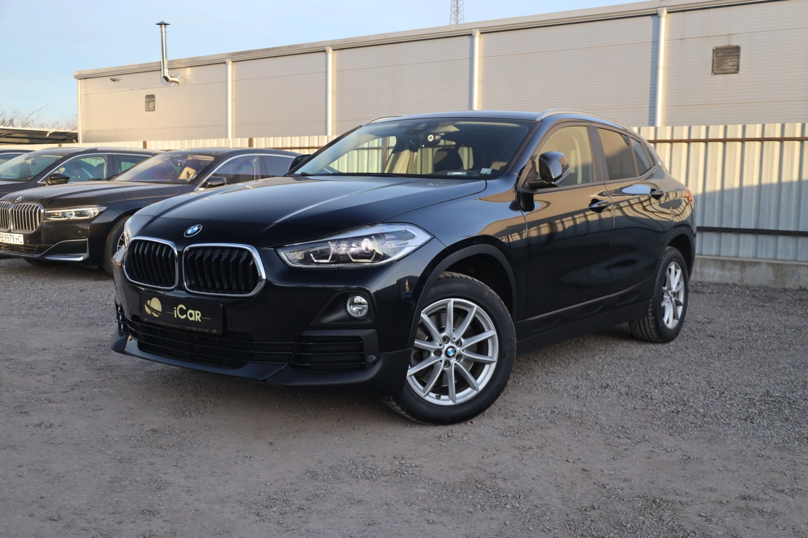 BMW X2 20d xDrive Distr KeyStart HuD Lane LED SzH iCarbg