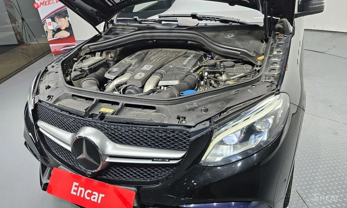 Mercedes-Benz GLE 63 AMG, снимка 6 - Автомобили и джипове - 53926636