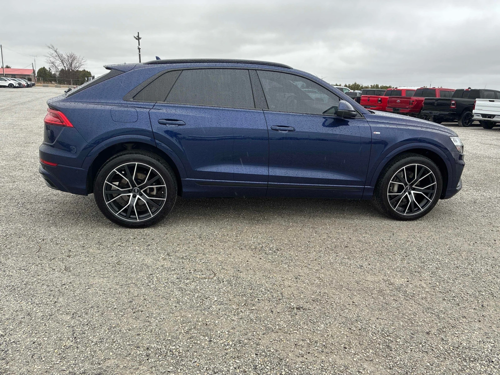 Audi Q8 PROGRESSIV* * CARFAX * * АВТО КРЕДИТ * * , снимка 3 - Автомобили и джипове - 54137220