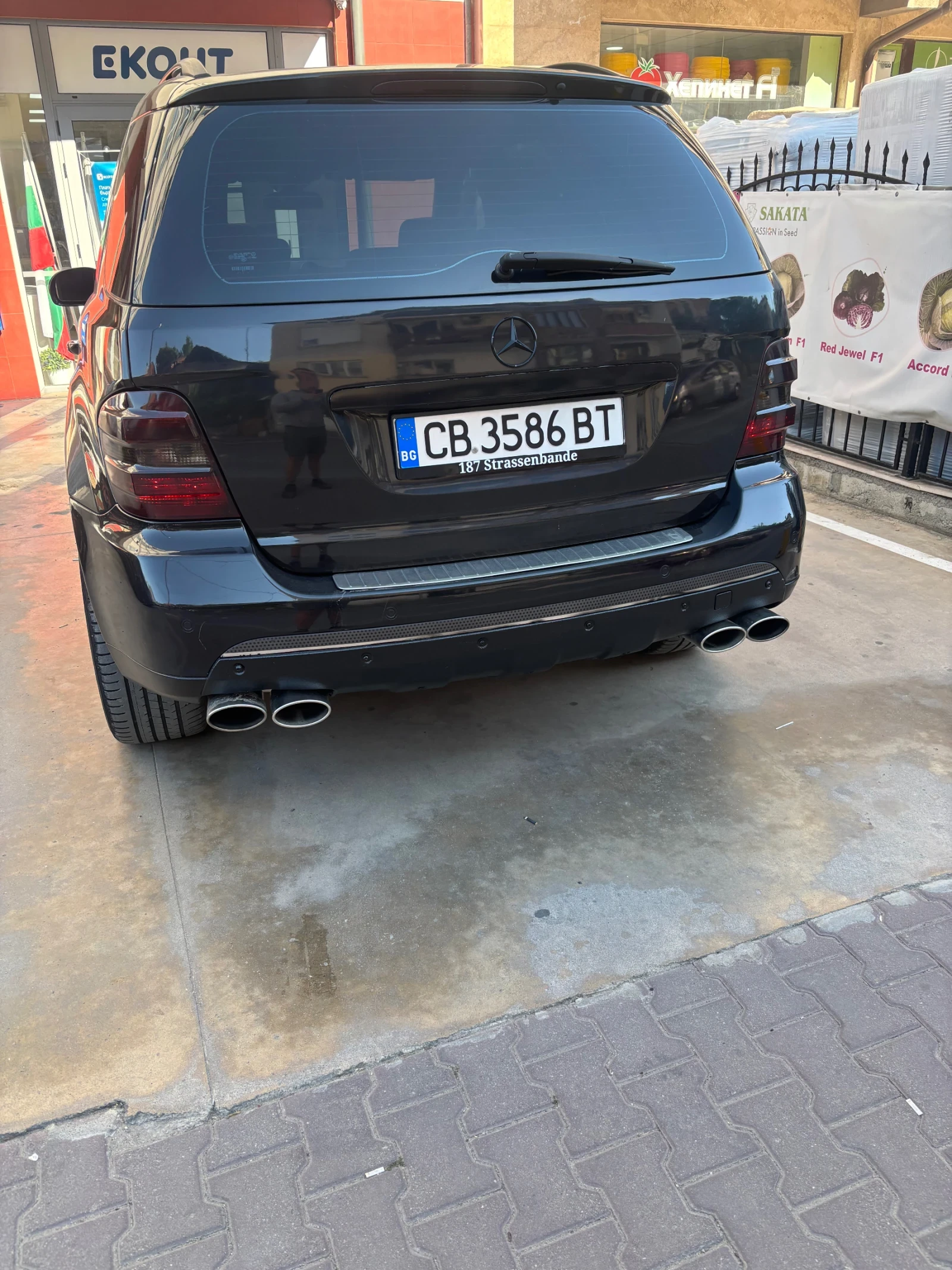 Mercedes-Benz ML 320, снимка 2 - Автомобили и джипове - 54685906