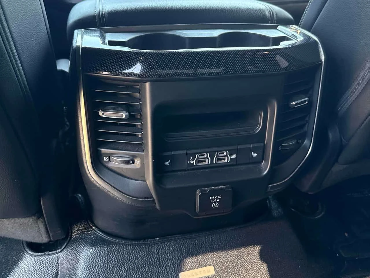 Dodge RAM 1500 * Sport * АВТОКРЕДИТ БЕЗ ПЪРВОНАЧАЛНА ВНОСКА* , снимка 13 - Автомобили и джипове - 55141639