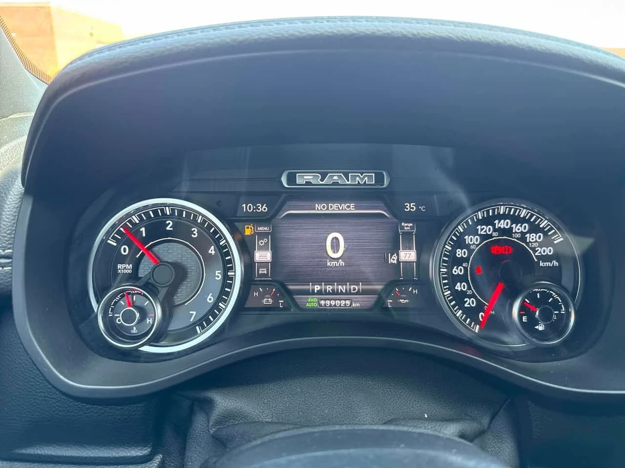 Dodge RAM 1500 * Sport * АВТОКРЕДИТ БЕЗ ПЪРВОНАЧАЛНА ВНОСКА* , снимка 8 - Автомобили и джипове - 55141639