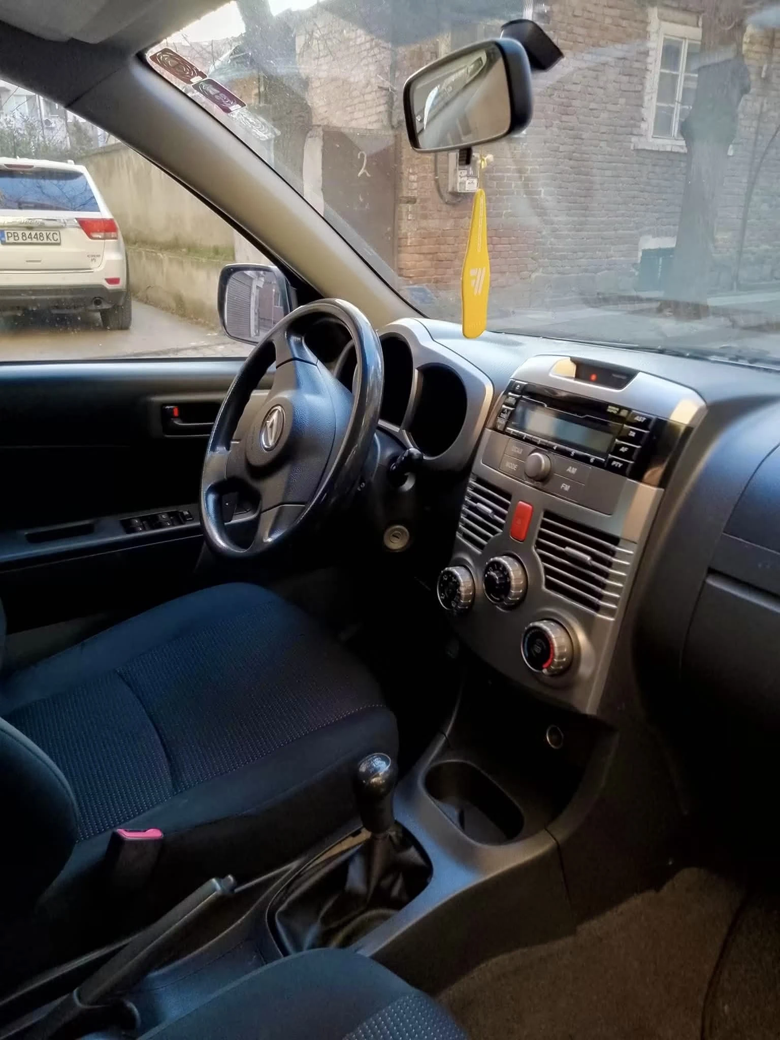 Daihatsu Terios, снимка 5 - Автомобили и джипове - 56135723