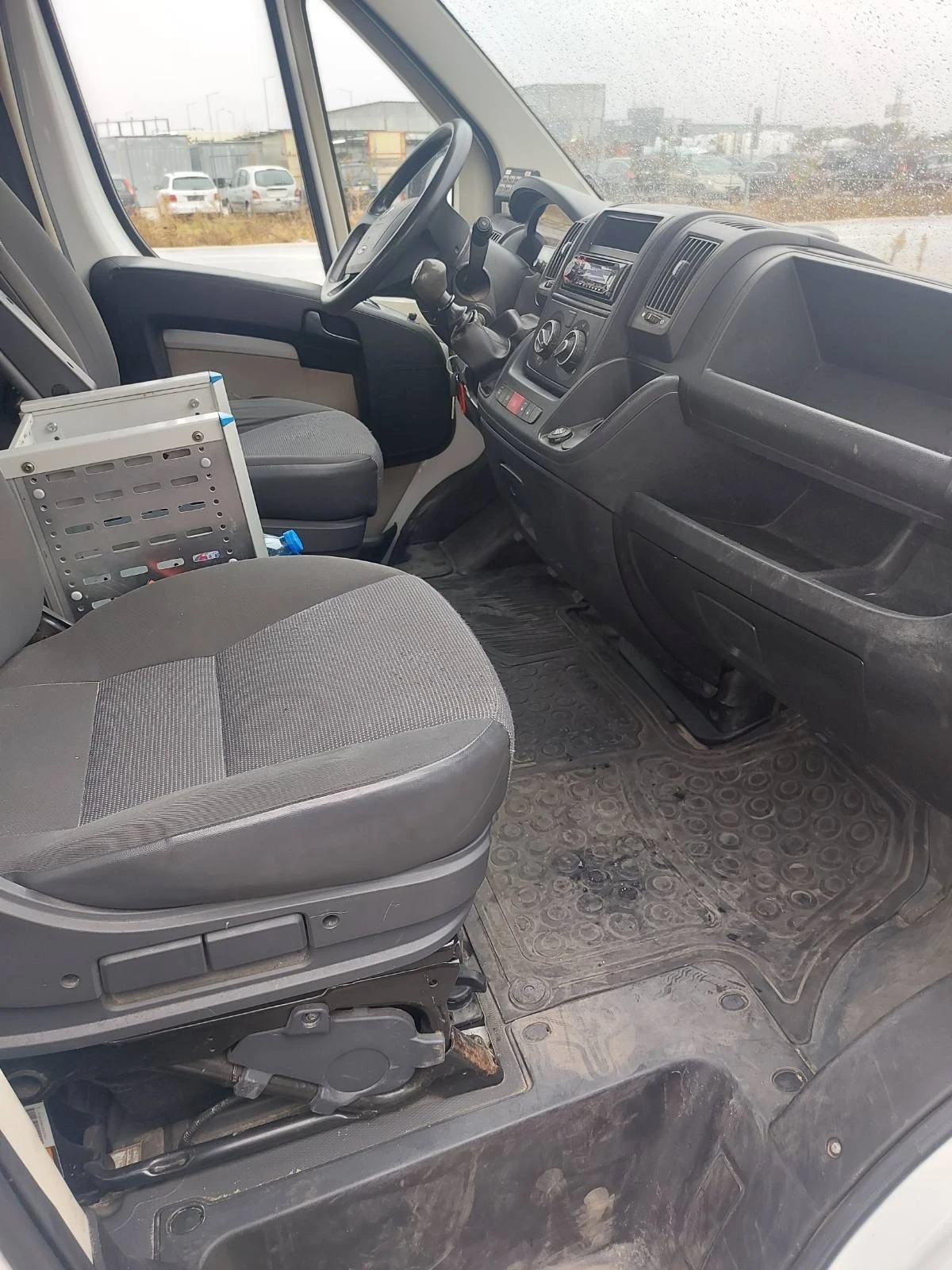 Mercedes-Benz Sprinter 313 клима, 6 места, Б категория - изображение 6