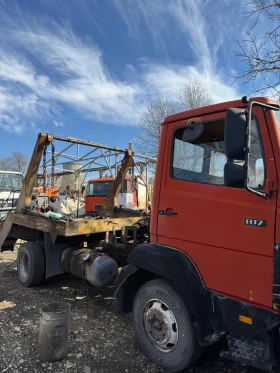     Mercedes-Benz 817 5d
