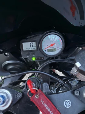Yamaha YZF-R6 | Mobile.bg    10