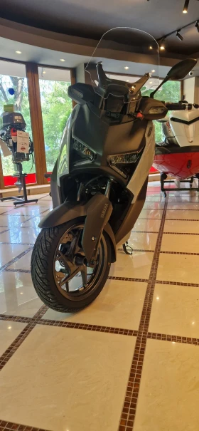  Yamaha X-max