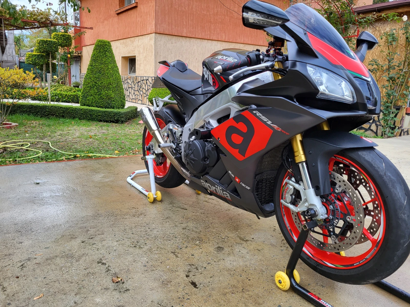 Aprilia RSV4 Rsv4rr - изображение 9