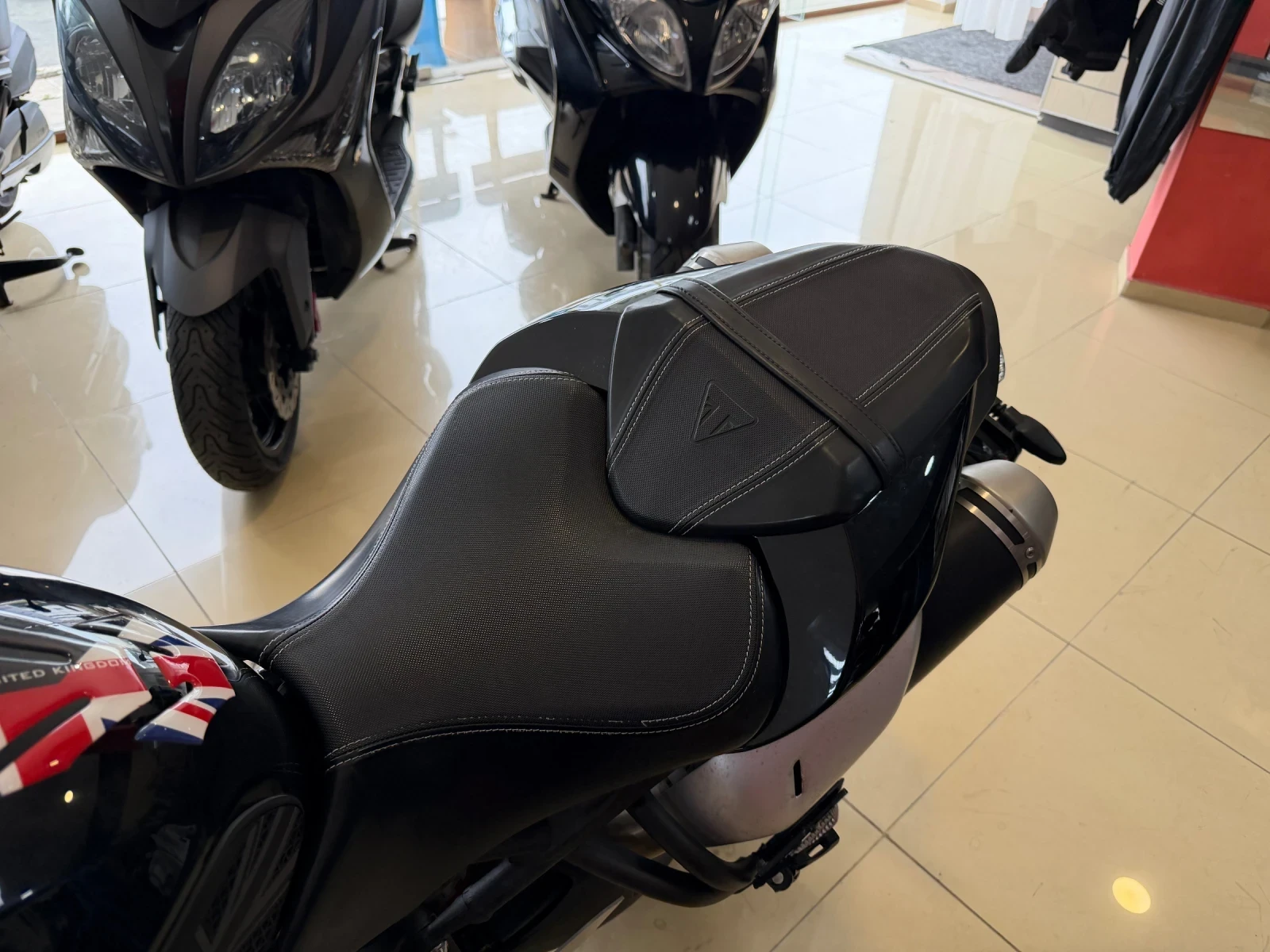 Triumph Speed Triple, снимка 7 - Мотоциклети и мототехника - 56326754