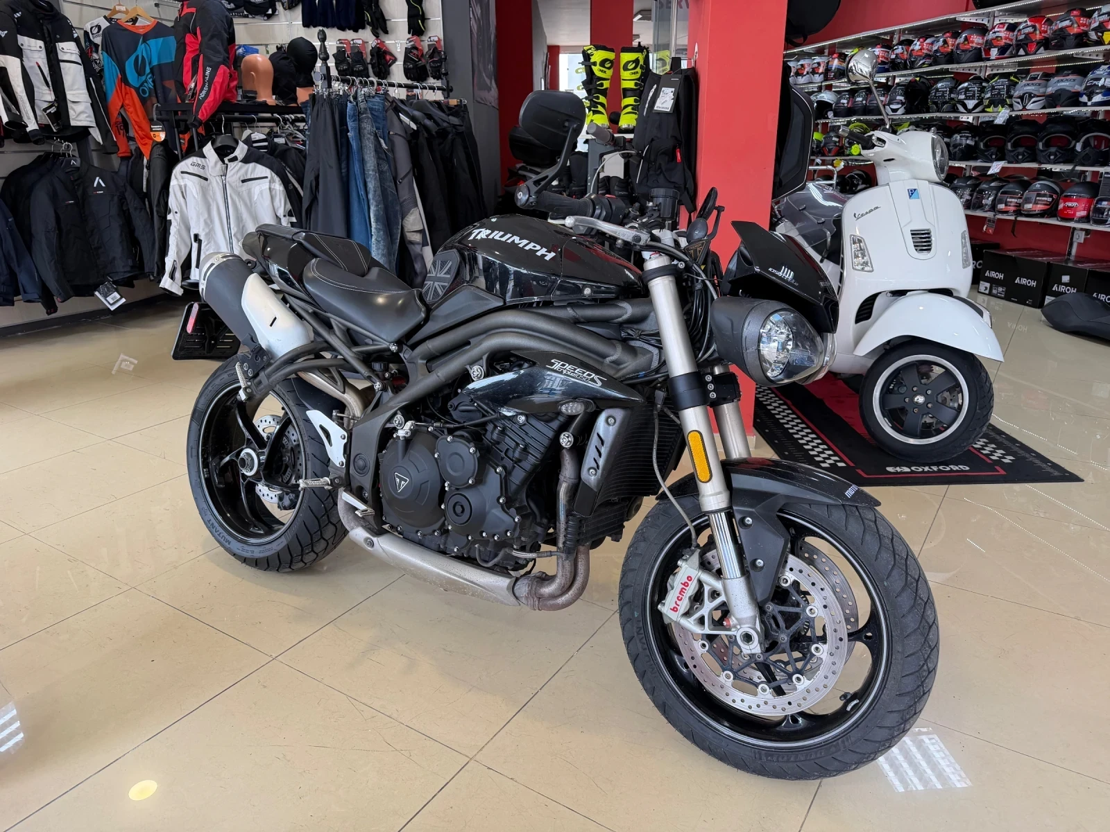 Triumph Speed Triple, снимка 17 - Мотоциклети и мототехника - 56326754