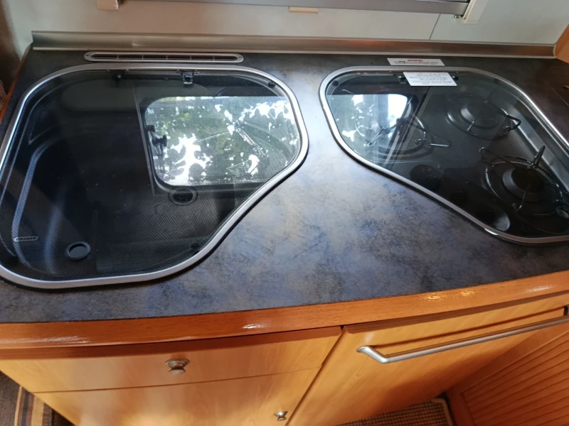 Каравана LMC LMC Munsterland 2005, снимка 6 - Каравани и кемпери - 52980580