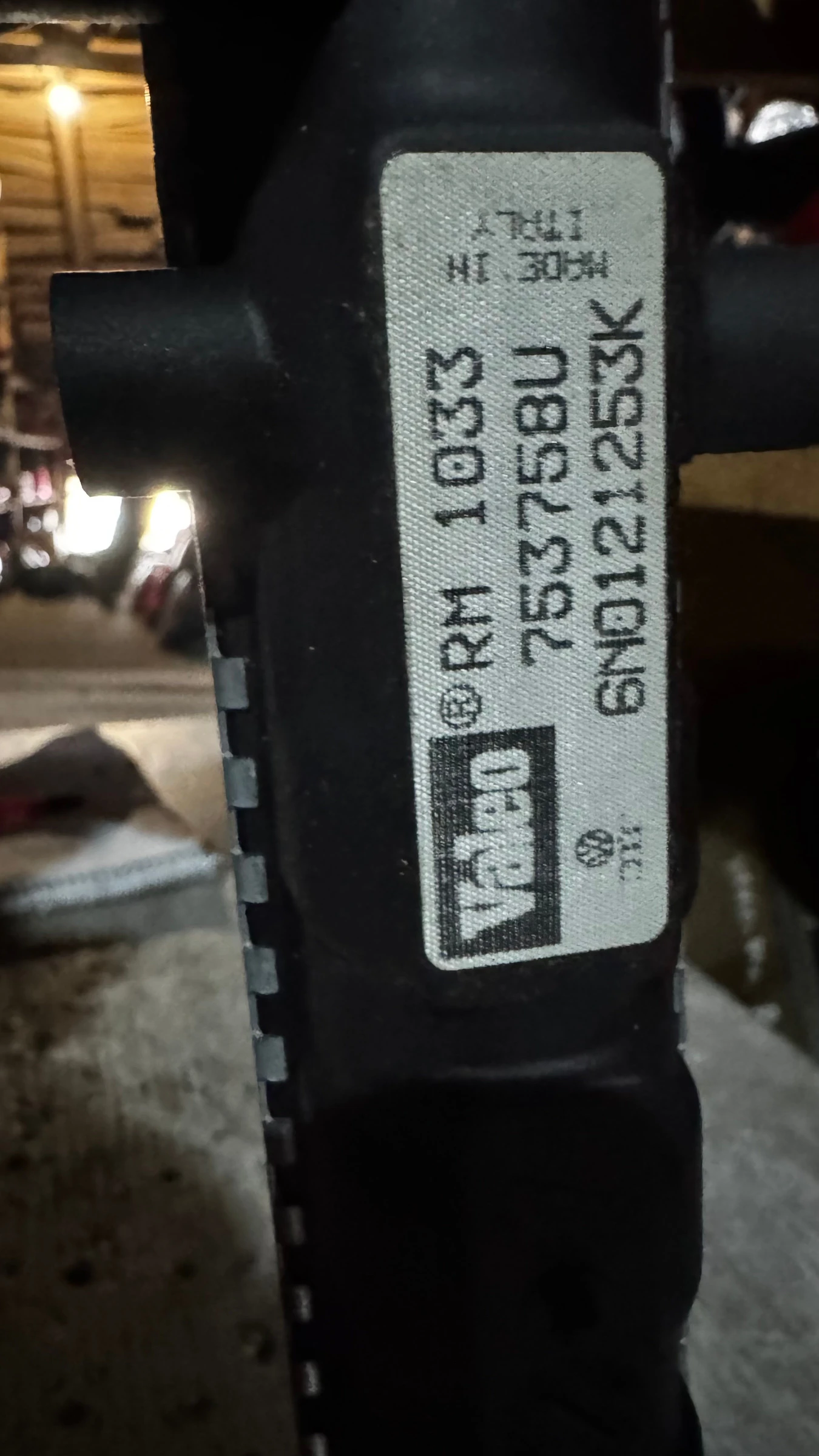 ���  ����� �������� �� Audi , VW , Skoda - RM1033 / 7537584 / 6N0121253K | Mobile.bg � ����������� 2