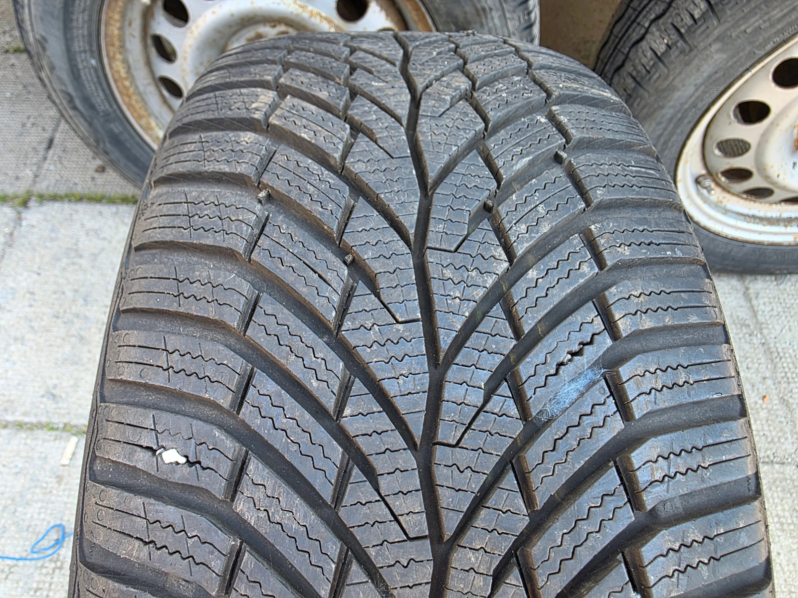  225/45R17 | Mobile.bg   1