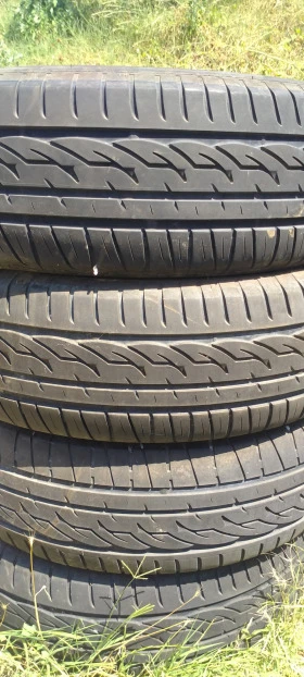 Гуми Летни 225/60R18, снимка 1 - Гуми и джанти - 41591384