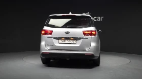 Kia Carnival DELUXE 2.2* ПОДГРЕВ СЕДАЛКИ * hellascars.bg * , снимка 4