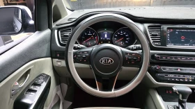 Kia Carnival DELUXE 2.2* ПОДГРЕВ СЕДАЛКИ * hellascars.bg * , снимка 8