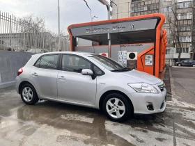 Toyota Auris Hybrid, снимка 2