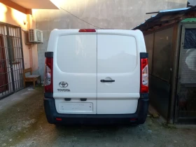 Toyota Prius - 6750 € / 13201.85 лв. - 34118834 3