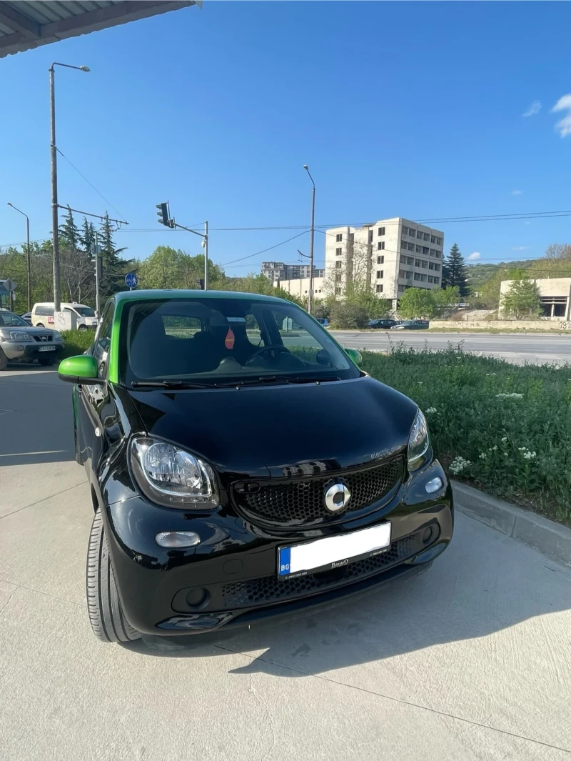 Smart Forfour, снимка 1 - Автомобили и джипове - 47448795