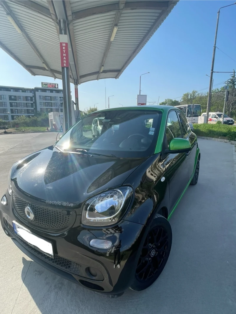 Smart Forfour, снимка 4 - Автомобили и джипове - 47448795