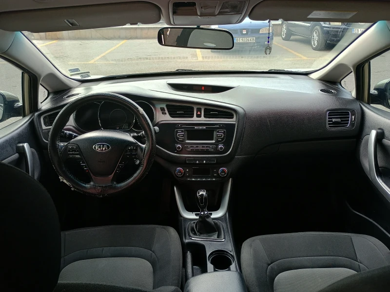 Kia Ceed, снимка 9 - Автомобили и джипове - 48504684