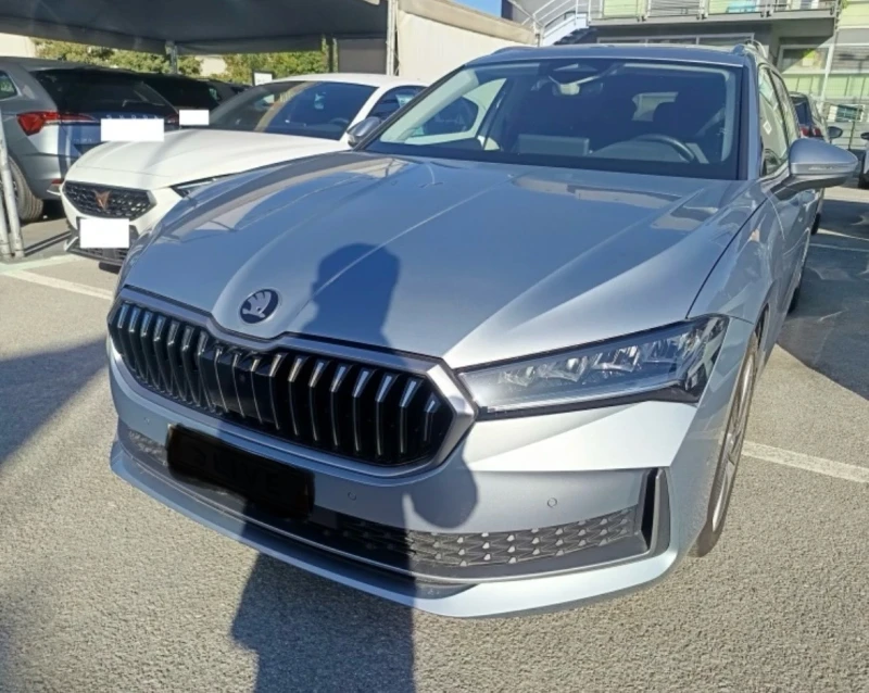 Skoda Superb STYLE#ALCANTARA#360* CAMERA#DISTR#FULL ASSIST, снимка 1 - Автомобили и джипове - 48148934