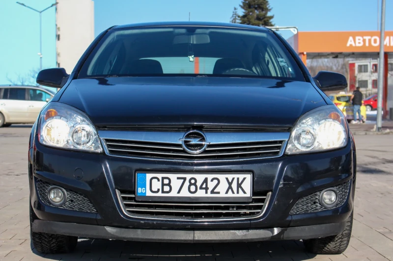 Opel Astra 1.6, снимка 1 - Автомобили и джипове - 49257596