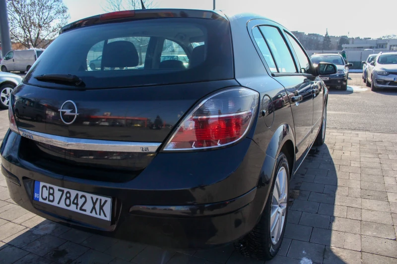 Opel Astra 1.6, снимка 7 - Автомобили и джипове - 49257596