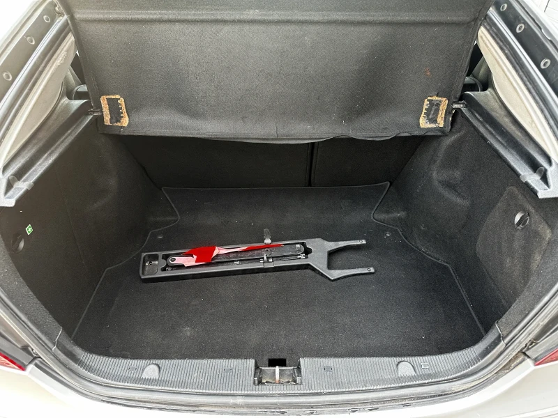 Mercedes-Benz C 220 FACELIFT, снимка 15 - Автомобили и джипове - 51890728