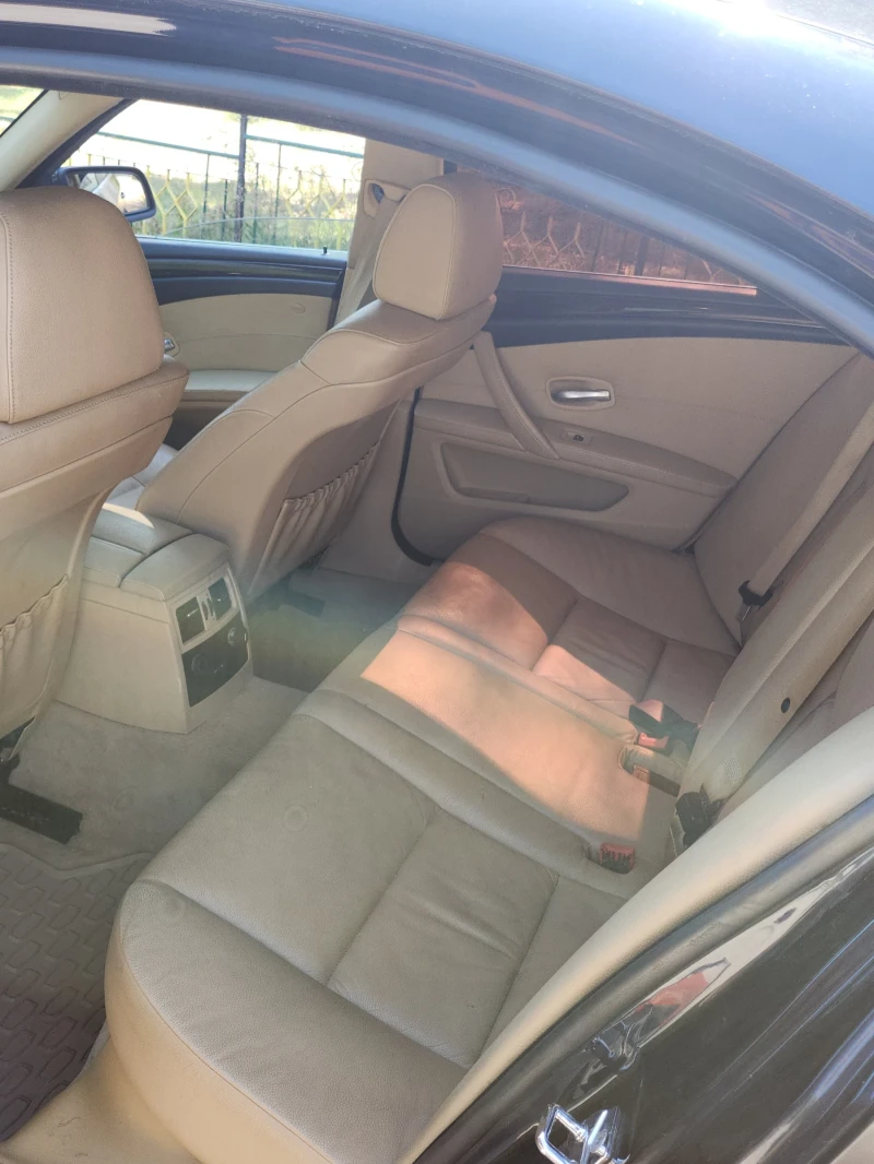 BMW 530, снимка 11 - Автомобили и джипове - 52566480