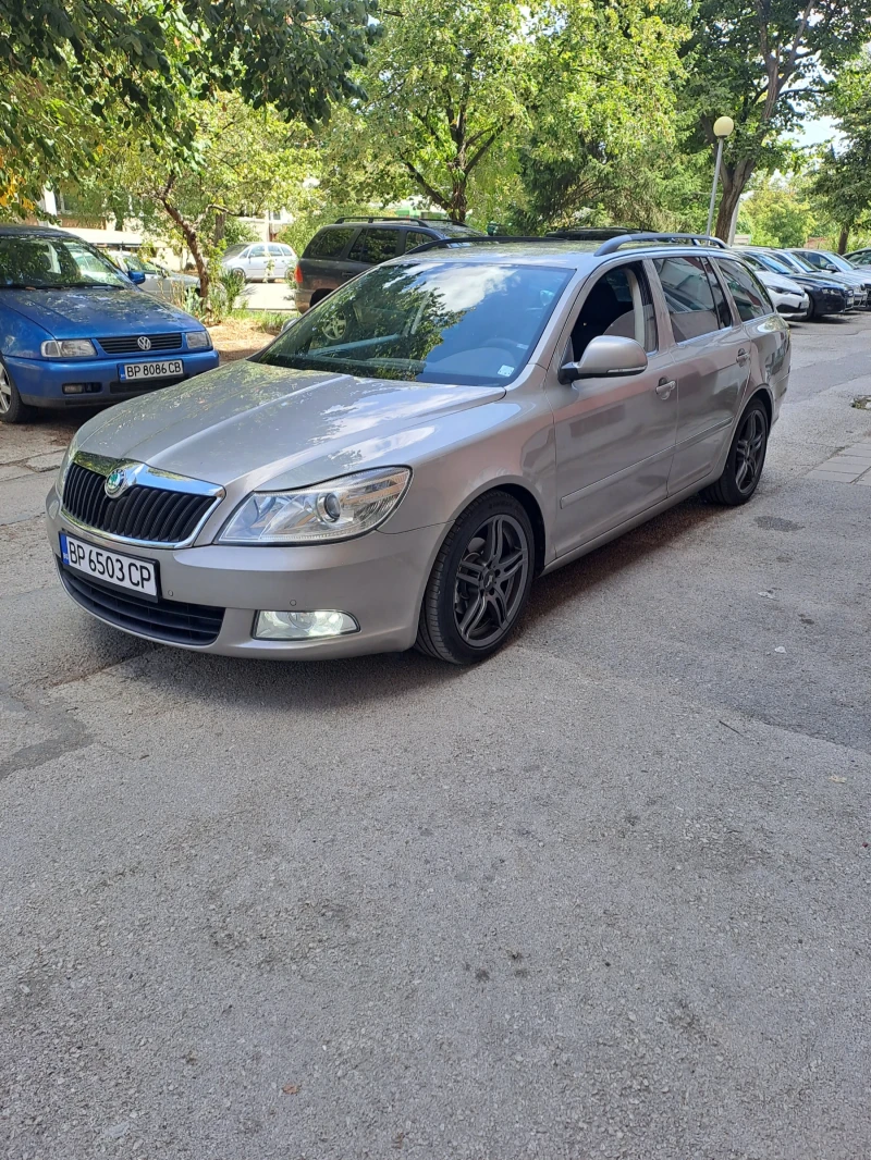 Skoda Octavia, снимка 2 - Автомобили и джипове - 51651381