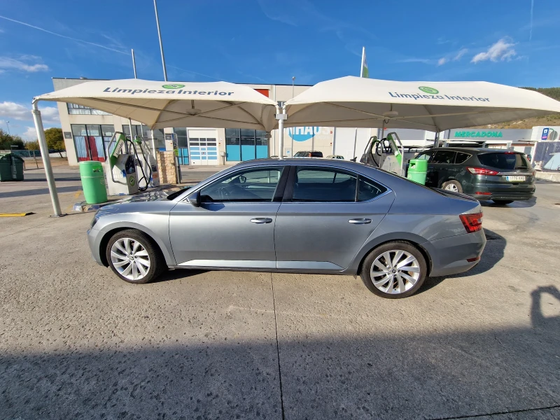 Skoda Superb Style, снимка 3 - Автомобили и джипове - 52525856